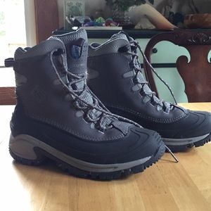 Brand New Columbia Hiker Boots